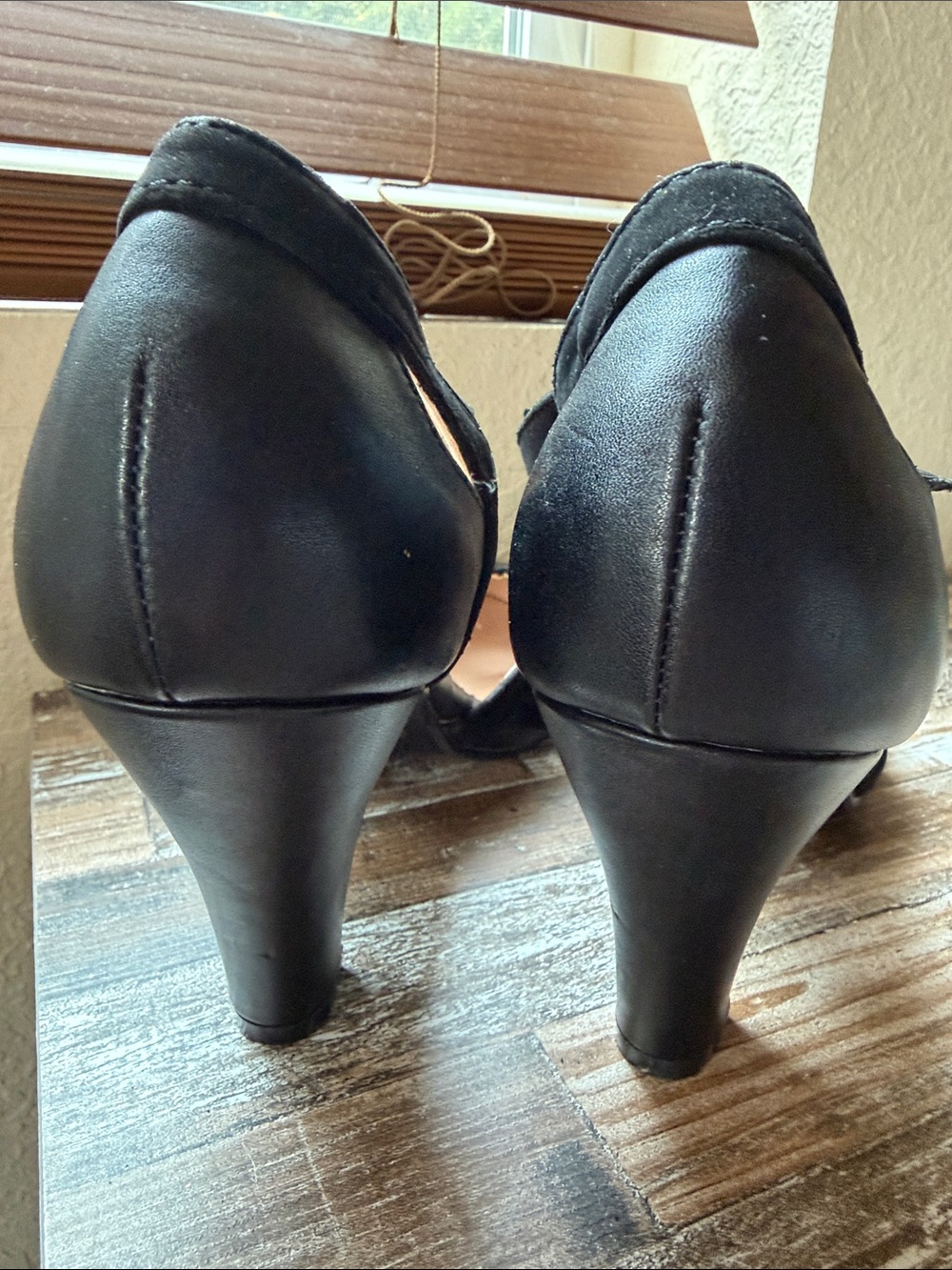 Journee Collection Black T-Strap Heels - Picture 9 of 10